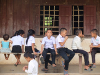 Bekalan Persekolahan Untuk Kanak-kanak Laos